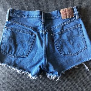 Levi shorts like new